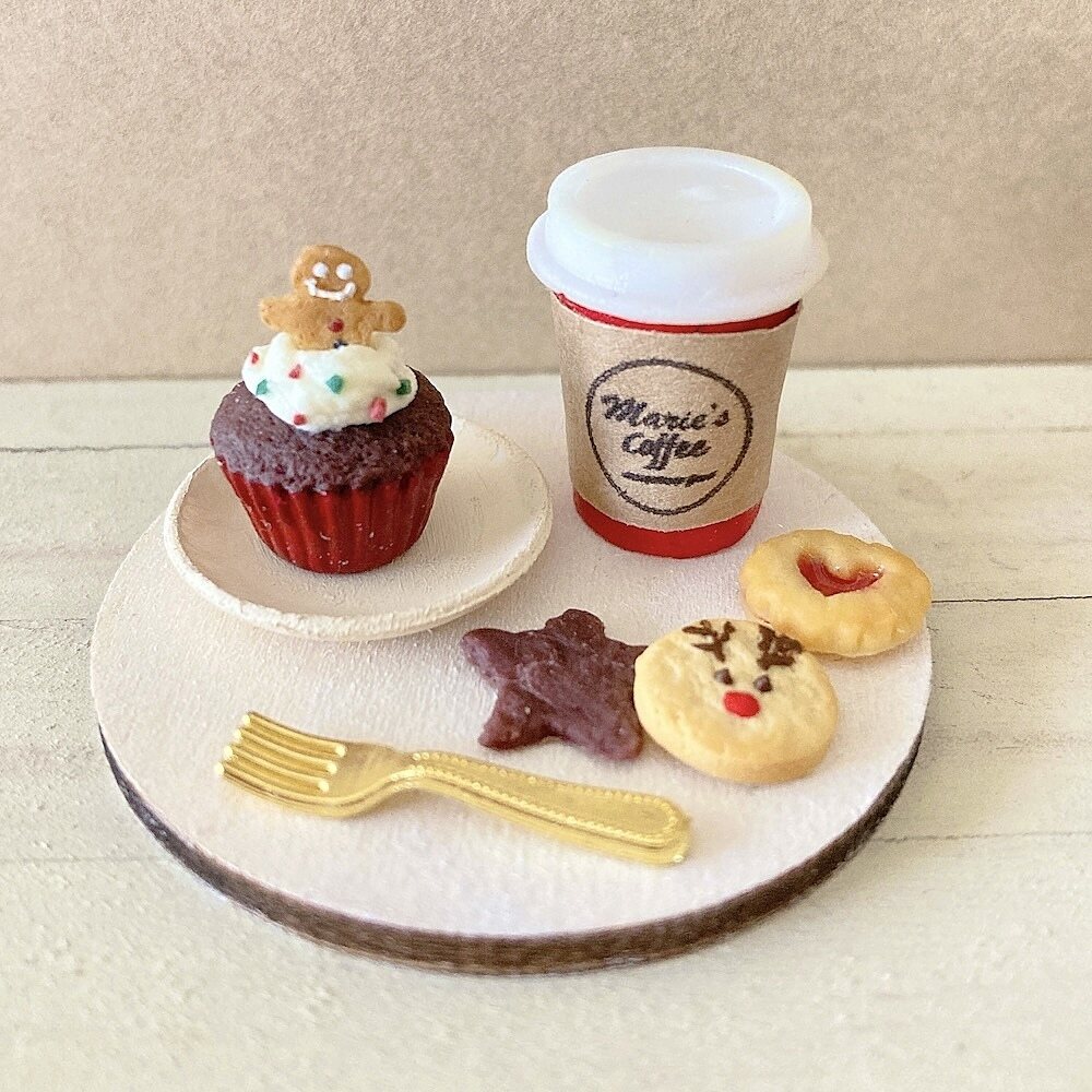 苺リースクッキー　ミニチュアスイーツ　ミニチュアクッキー ミニコレpick up♪クリスマスアイテム | ミニチュアフードコレクション